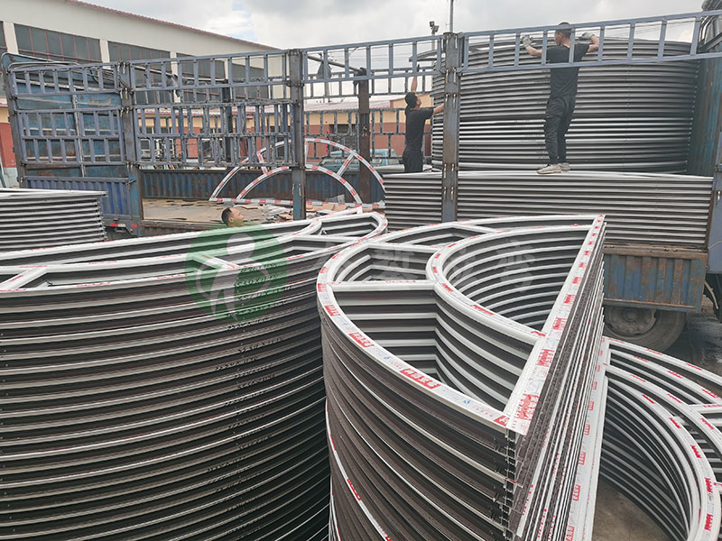 60框成品圓弧窗